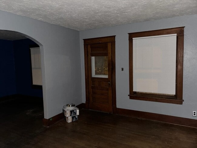 Foto del edificio - 2743 Niagara St