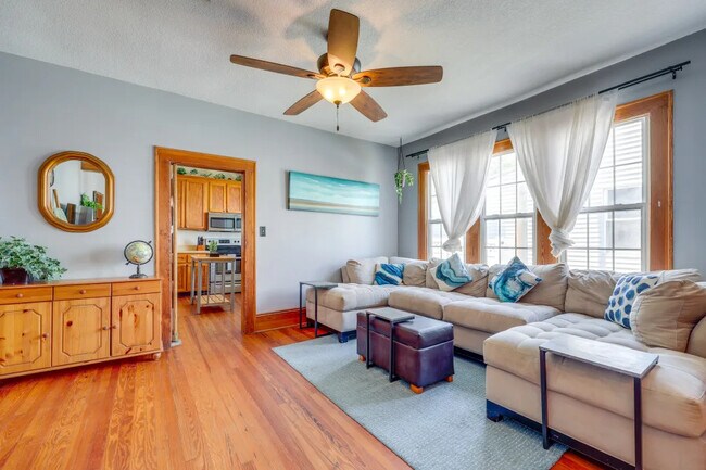 Foto del edificio - 1646 Naldo Ave