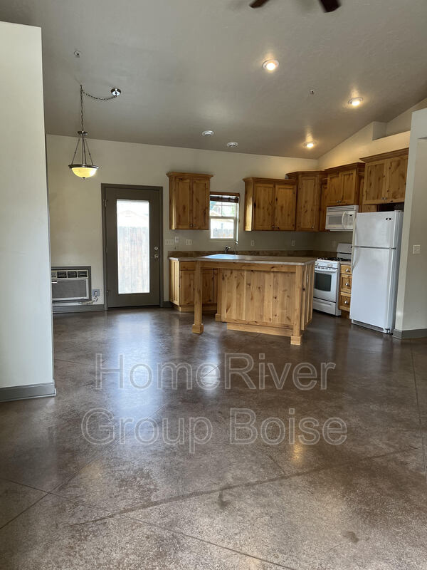 Foto del edificio - 4315 W Albion St