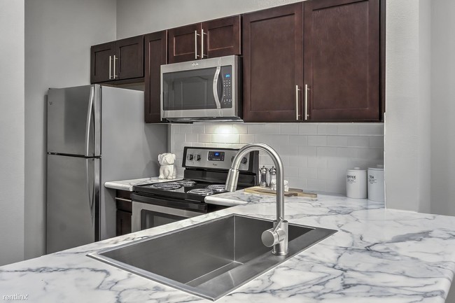 Foto del edificio - 2100 Summit Ridge Loop