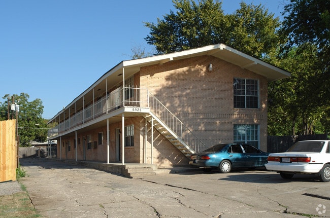 Building Photo - 5521 Columbia Ave