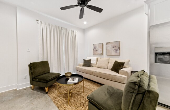 Foto del edificio - 116 Winged Elm Ln