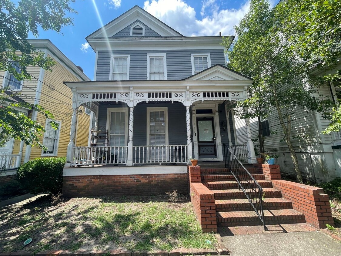 Primary Photo - 1012 Washington Ave