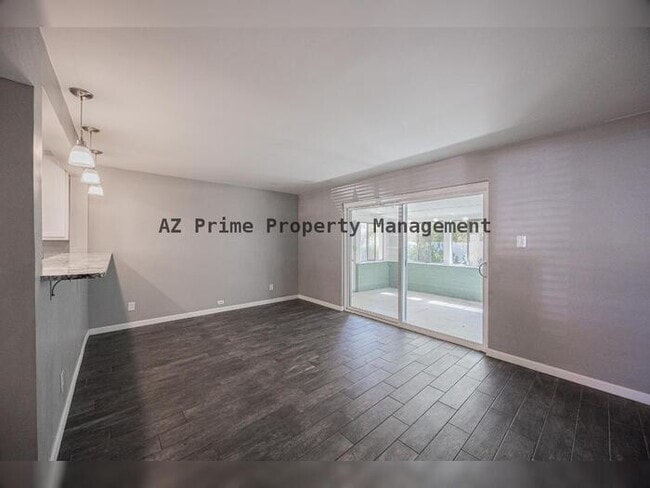 Building Photo - 6521 N 19th Dr