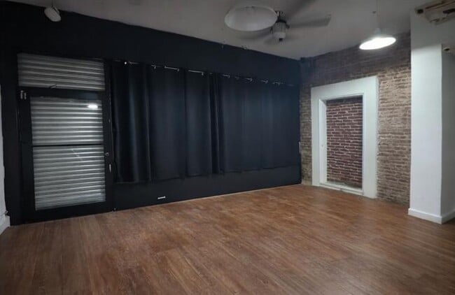 Building Photo - 154 Utica Ave