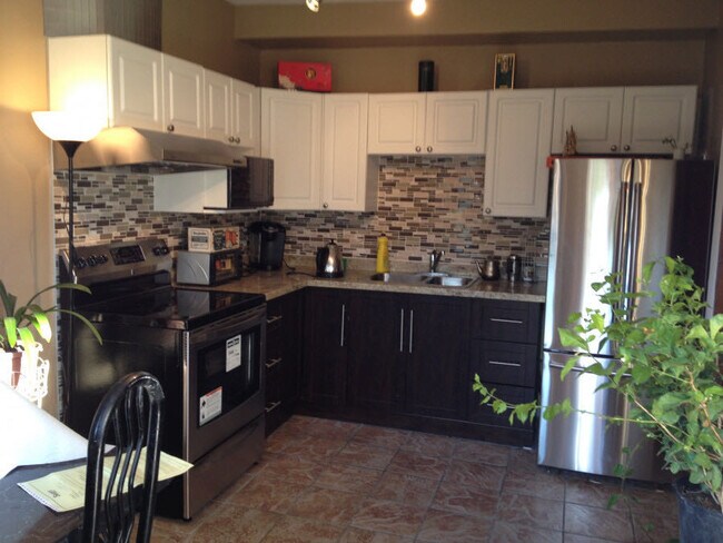 Building Photo - 7010 St D'iberville