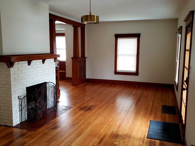 Living Room - 1028 Highland Ave
