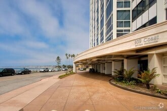 Building Photo - 939 Coast