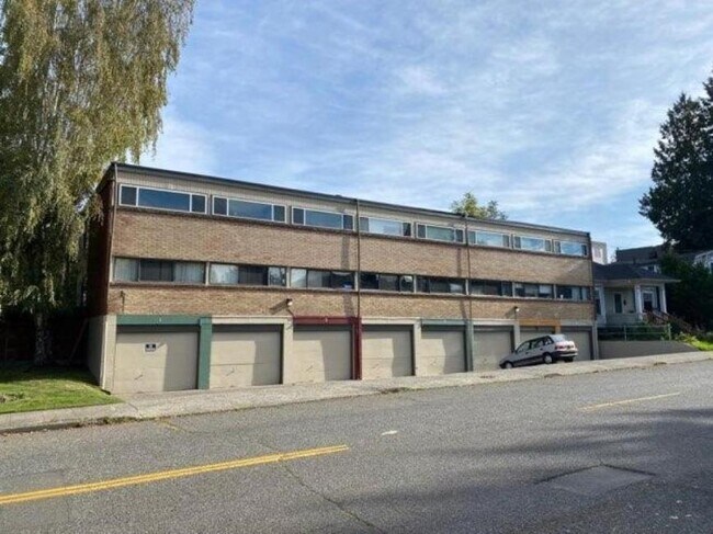Foto del edificio - 1 bedroom in Seattle WA 98105