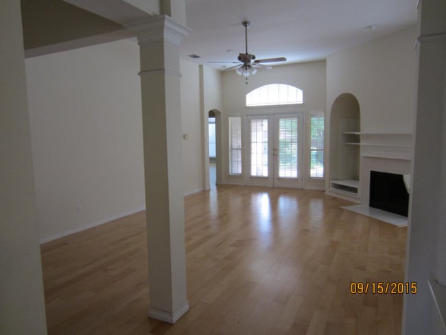 Foto del edificio - 7016 Randall Way