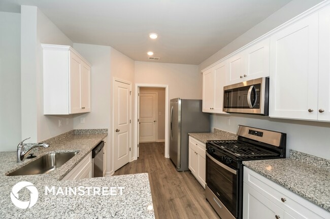 Building Photo - 2327 Curbow Dr