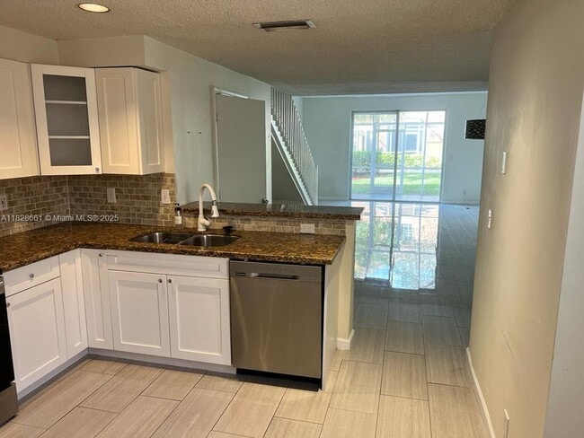 Building Photo - 1597 Barcelona Way