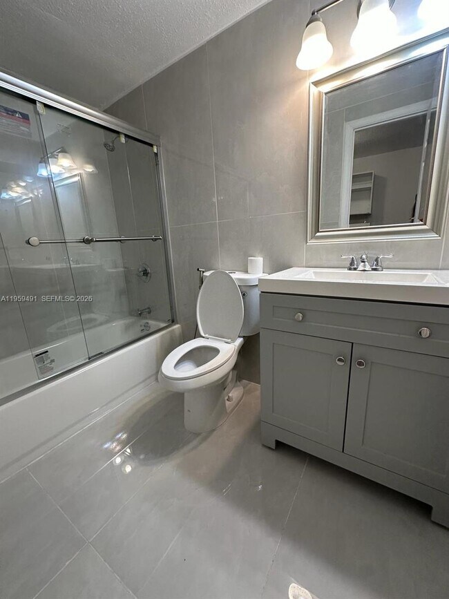 Foto del edificio - 3328 Wilson St