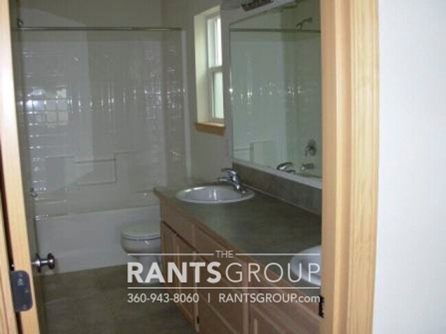Foto del edificio - 3 br, 2.5 bath House - 4218 Galena St SE