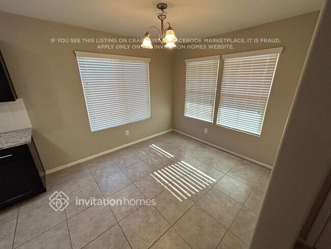 Foto del edificio - 4165 S 181st Ln