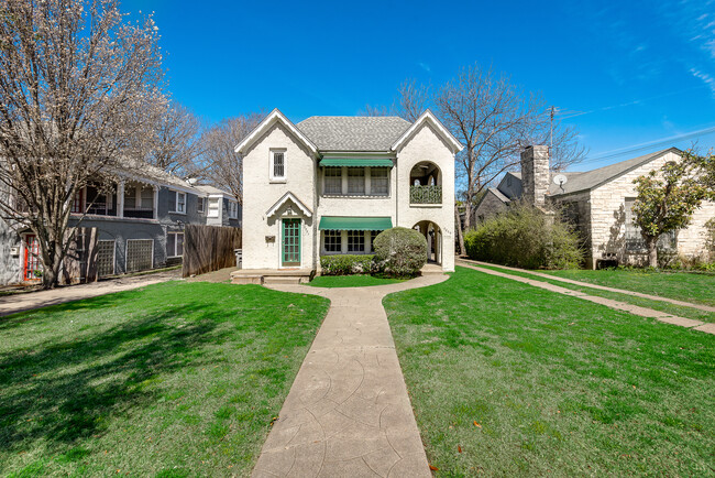 Building Photo - 6257-6259 Palo Pinto Ave