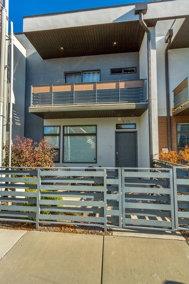 Foto del edificio - 342 Reed Ave N