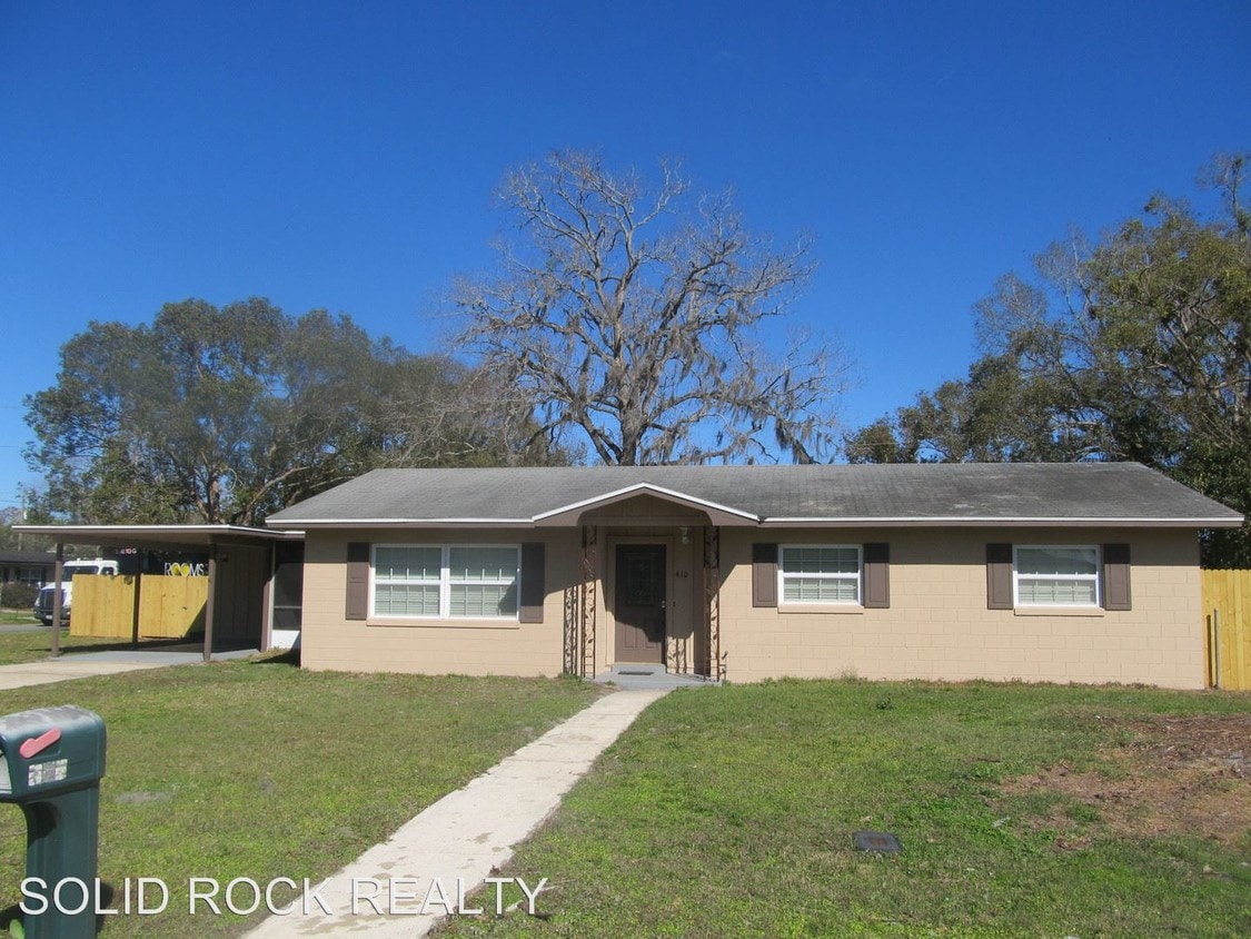 3 br, 2 bath House 410 Tangelo Dr House Rental in Sanford, FL