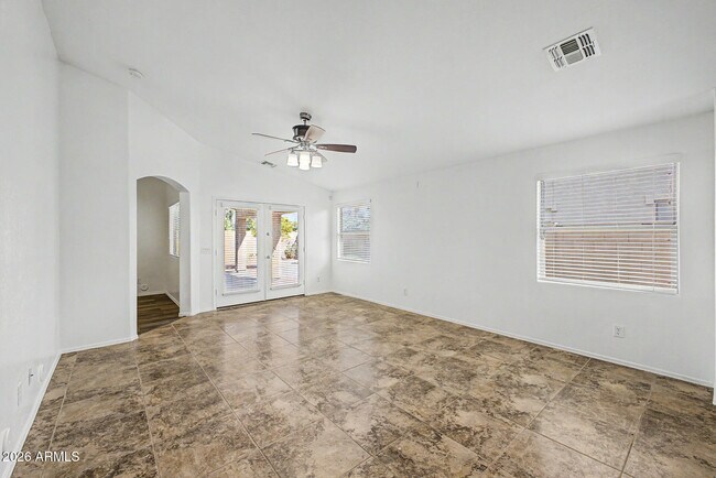Building Photo - 6918 S 46th Ln
