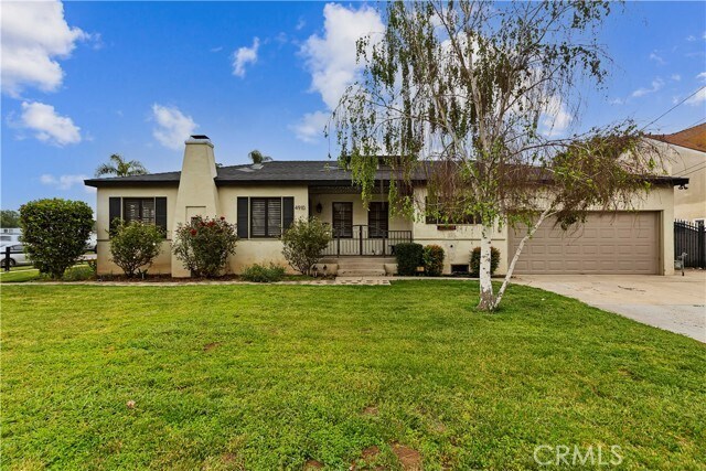Foto principal - 4910 Brockton Ave