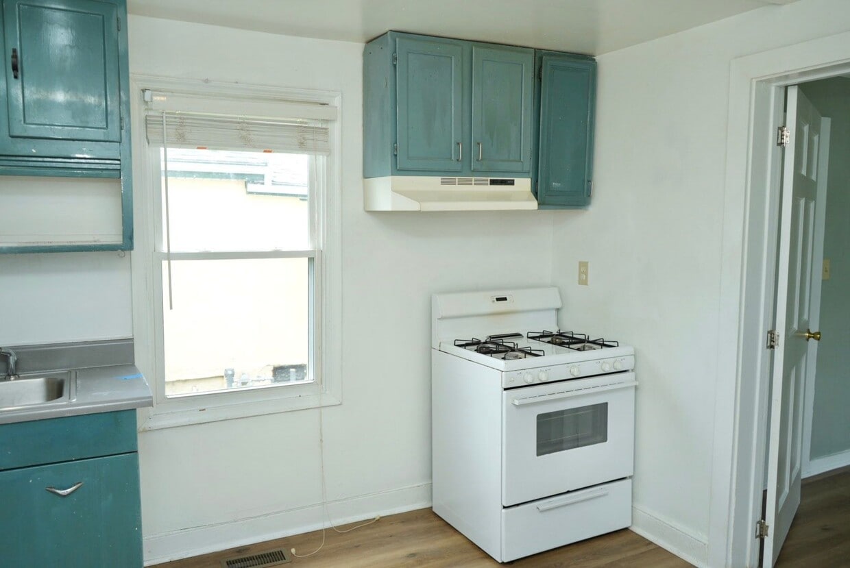 Photo - 1020 Page St - 2 Bedroom Cottage