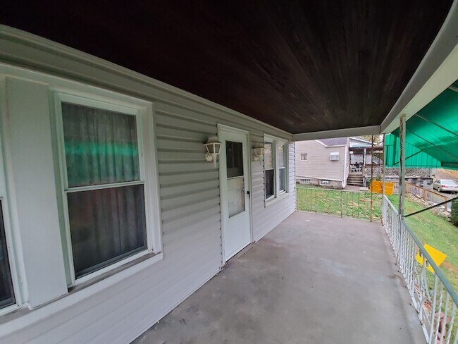 Foto del edificio - 1137 Oakleaf Dr