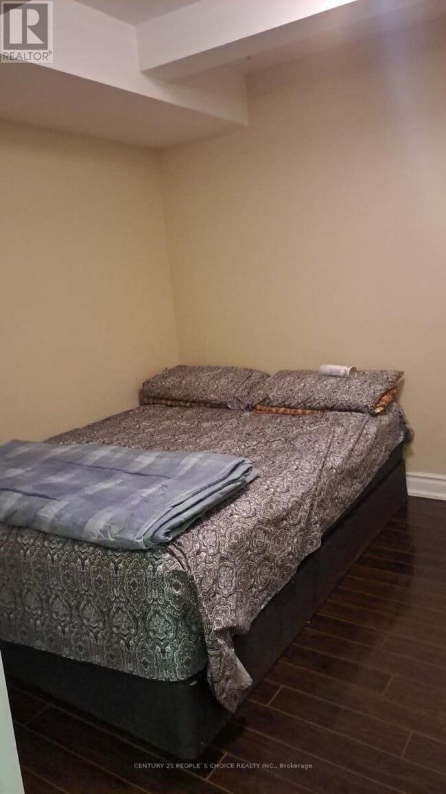 Building Photo - 3253 Edwyna Dr