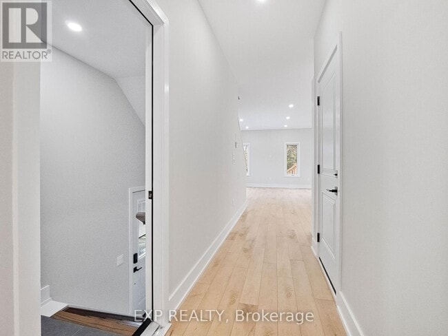 Photo du bâtiment - 1142 Ontario Rd