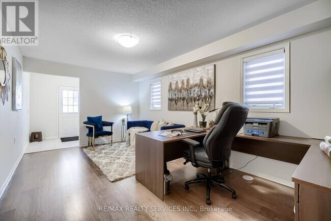 Photo du bâtiment - 17 Lowes Hill Cir