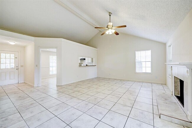 Building Photo - 21419 Park Orchard Dr