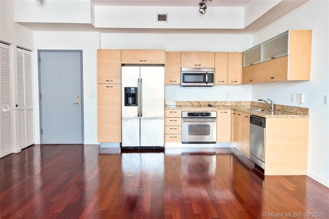 Building Photo - 2275 Biscayne Blvd Blvd