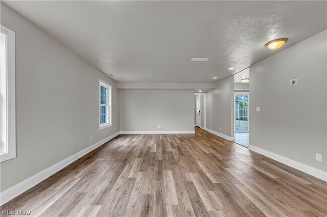 Building Photo - 23338 Williams Ave
