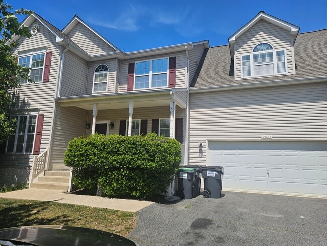 Building Photo - 9823 Minuteman Ct