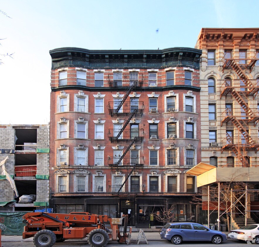 208-210 E 7th St. - 208-210 E 7th St