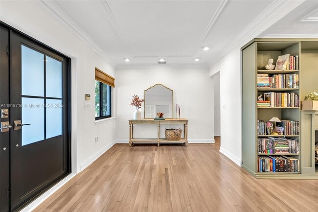 Foto del edificio - 6376 SW 15th St