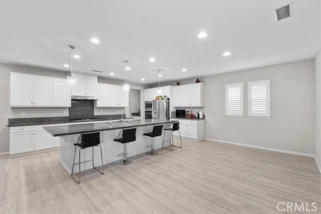 Building Photo - 14134 Mountain Ave