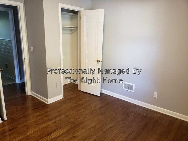 Foto del edificio - 3721 N 60th St