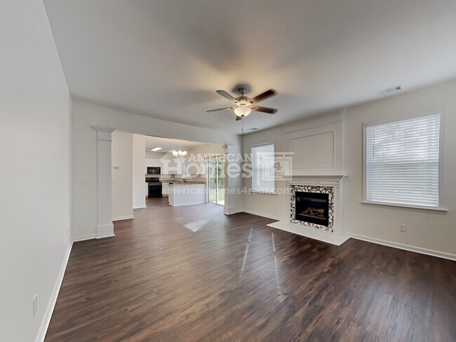 Foto del edificio - 158 Mill Creek Drive