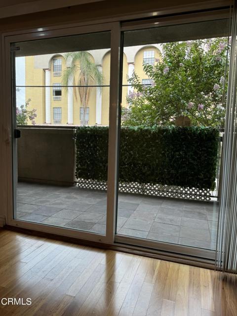 Foto del edificio - 3855 Ingraham St