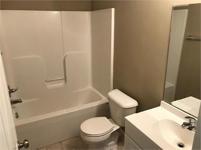 Building Photo - 608 W Market St