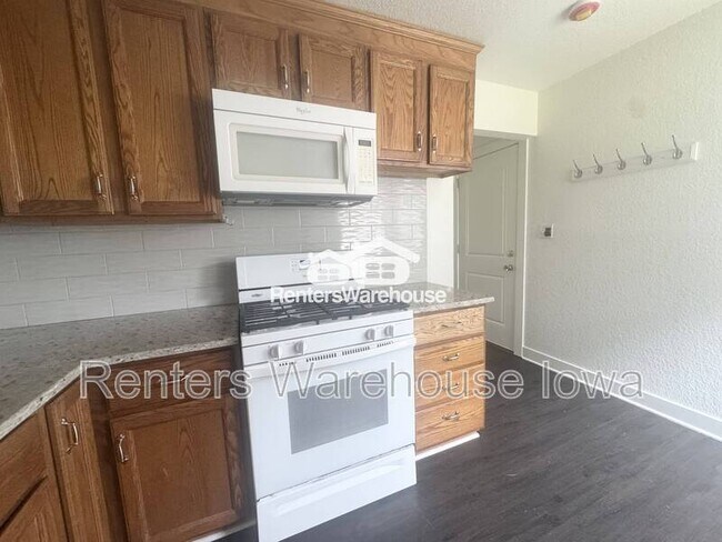 Foto del edificio - 6803 SW 16th St