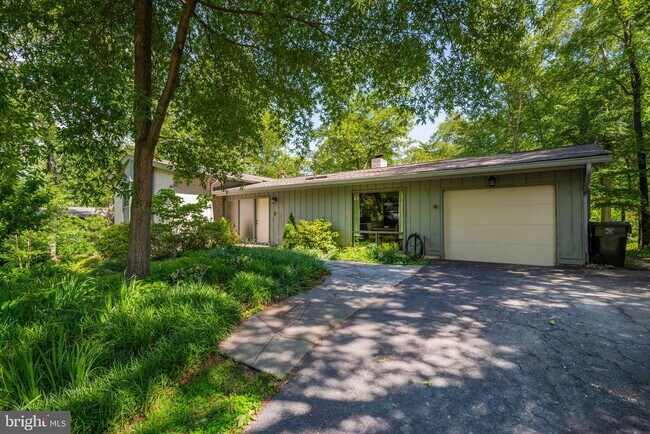 Building Photo - 3011 Sevor Ln