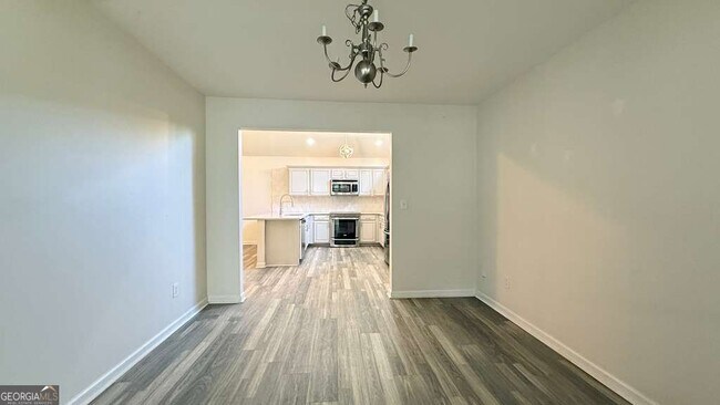 Foto del edificio - 6423 Grand Hickory Dr