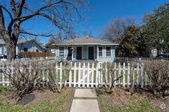Building Photo - 906 Capitol Ct