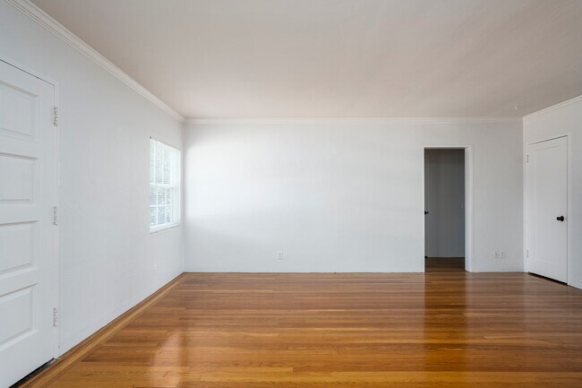 Foto del edificio - 555 Gilbert Ave