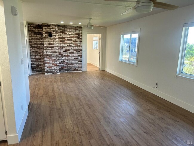 Building Photo - 1989 CA-1