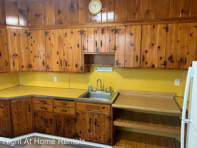 Foto del edificio - 3 br, 1.5 bath House - 905 Bushkill St