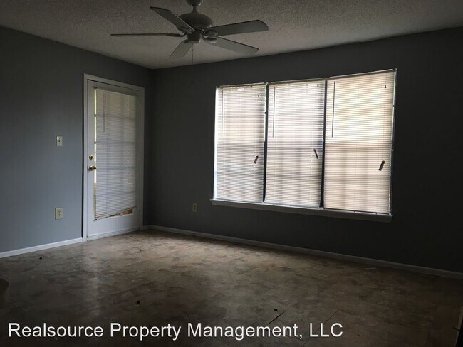Building Photo - 4647 Cason Cove Dr