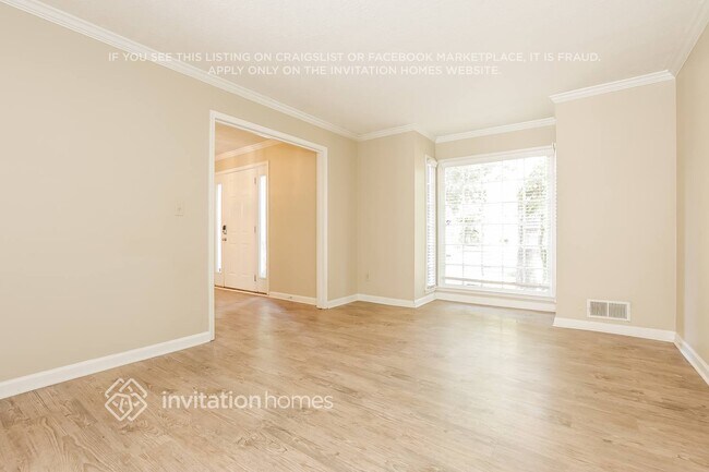 Foto del edificio - 5018 Stoney Point Cir