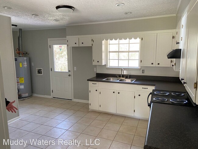 Foto del edificio - 3 br, 2 bath House - 709 5th St